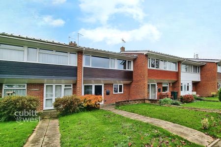 3 bedroom terraced house to rent - Photo 3