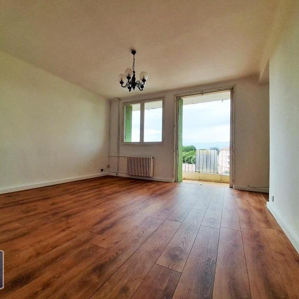 Location Appartement 3 pièces 51m² ORANGE 84100 - Photo 1
