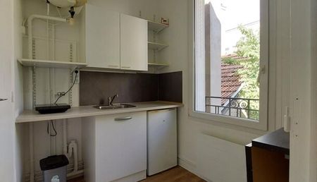Appartement 1 pièces 18m2 REIMS 450 euros - Photo 3