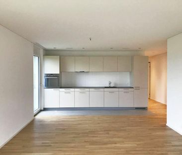 Charmante 3.5-Zimmerwohnung mit grossem Balkon und Blick ins Grüne. - Foto 3