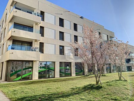 2 ½ PIÈCES AVEC BALCON SUD - Proche de la gare ! - Foto 4