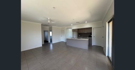 LARGE FAMILY HOME | APPLY TODAY - Photo 5