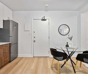 For Lease - 134 Carlton Street Unit# 3, Toronto, Ontario - Photo 2