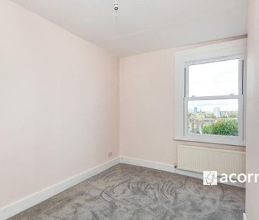 3 bedroom flat to rent - Photo 3