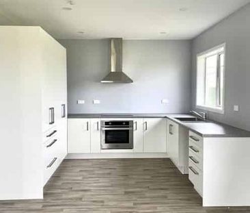 Your new home awaits! - Photo 3