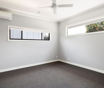 Plenty of room for a growing family.. - Photo 3