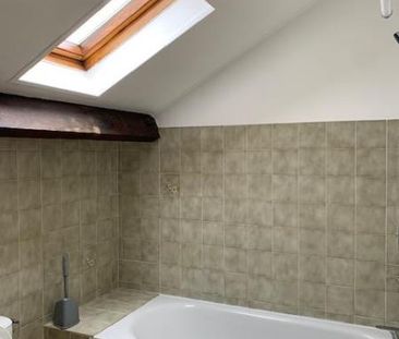 NANTERRE - RUE RAYMOND BARBET : 2 pièces 31,27 m² + 29,27 m² < 1m80 - Photo 4