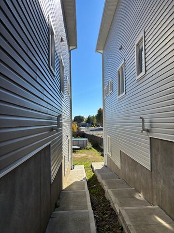 459 Beth Cres, Kingston, ON K7P 0K9 - Photo 2