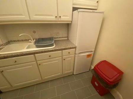 1 bedroom apartment to rent - Photo 4