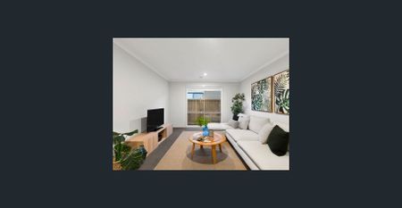 Wonderful, light filled home! - Photo 2