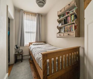 4 bedroom detached house to rent - Photo 6