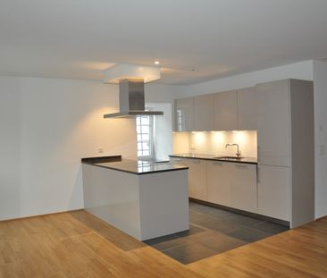 4.5 Zimmer, 176 m², 1. Stock - Photo 2