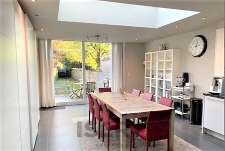 Herenwoning met drie slaapkamers op centrale ligging te Sint-Andries - Photo 3