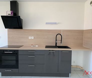 Location Appartement 2 pièces 53m² - Photo 4