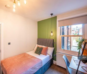 1 bedroom in a house share to rent - Photo 6