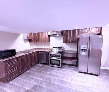 For Lease - 39 Laurentide Crescent, Brampton, Ontario - Photo 5