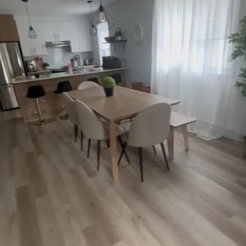 Grand 4 1/2 - Photo 1