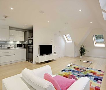 Georges Wood Road, Brookmans Park - Photo 2
