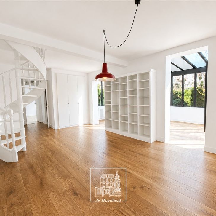 Tout savoir sur cette maison à Vaucresson - Photo 1