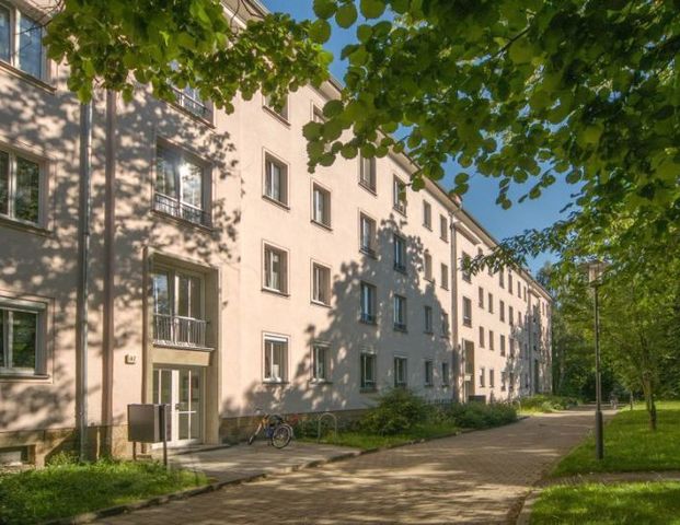 Schöne 2-RWE mit Balkon! - Foto 1