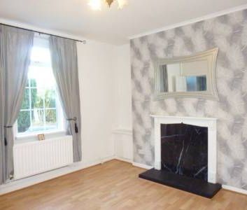 Partly Furnished 1 Bedroom Duplex Apartment - Photo 3