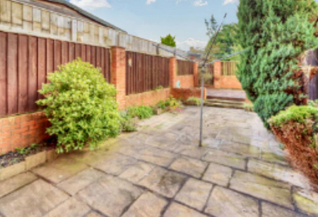 2 bedroom flat to rent - Photo 5