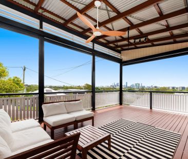 Furnished Character Home with Breathtaking City Views - Photo 4