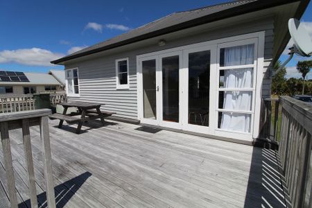 Rangataua Three Bedroom Fully Furnished Home - Photo 4