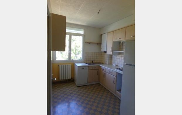 Location Appartement P4 + garage + parking Nimes - Photo 1