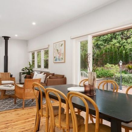 Three bedroom air conditioned home in a sought after location - Photo 1