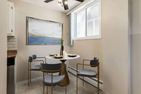 Renovated Suite - 1 Bedroom - Photo 3