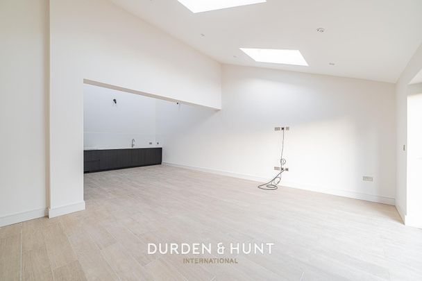 The Grain Store, Carters Green, Matching - Photo 1