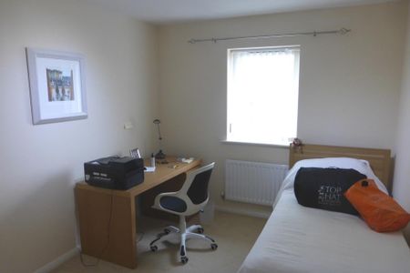 2 bedroom apartment to rent - Photo 5
