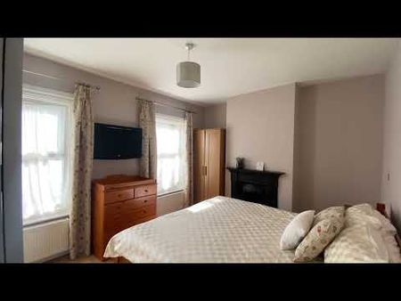 5 Bed Terraced House, Standen Road, SW18 - Photo 3
