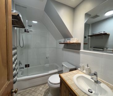 For Lease - 335 Palmerston Boulevard Unit# Coach house, Toronto, On... - Photo 3