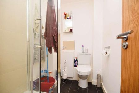 Adams House, Harlow, CM20 - Photo 4