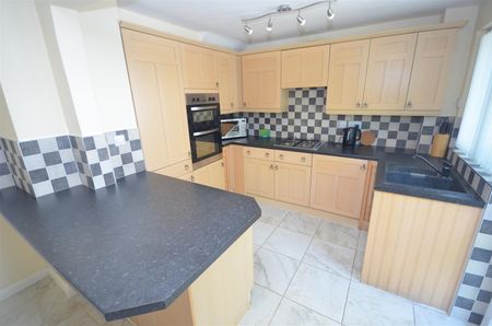 31 Plough Gate, Darley Abbey, Derby, DE22 1FH - Photo 5