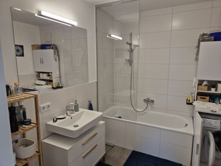 4 Zimmer TRAUMWOHNUNG mit 2 Balkonen in Wels - Photo 3
