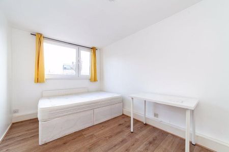 4 bedroom apartment to rent - Photo 3