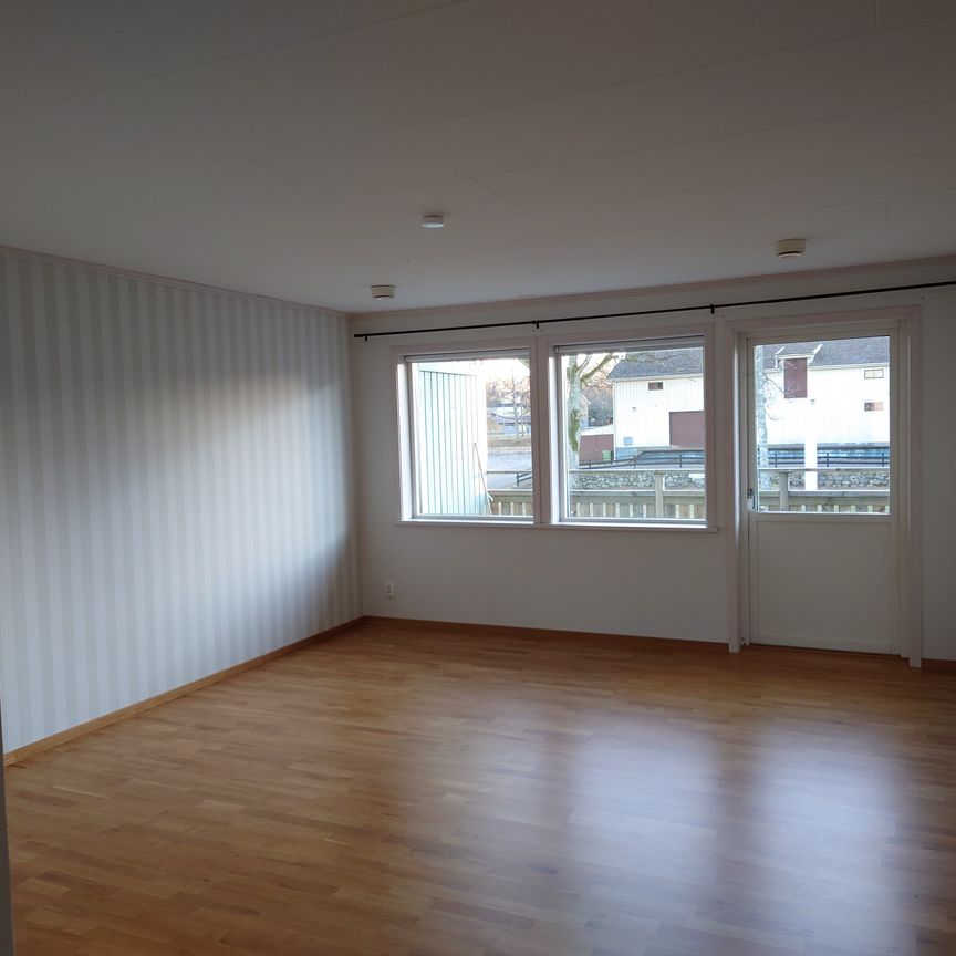 Järnvägsgatan, Åseda - Foto 1