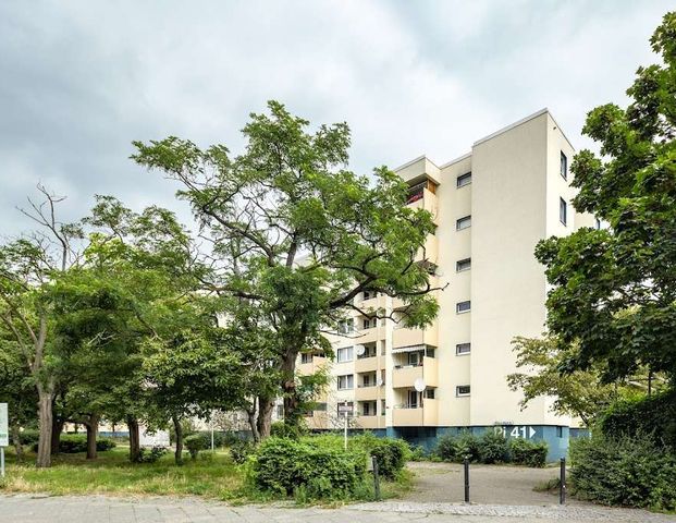 2-Zimmer Wohnung f&uuml;r Heimwerker mit Balkon &amp; Aufzug sucht neue Mieter - Foto 1