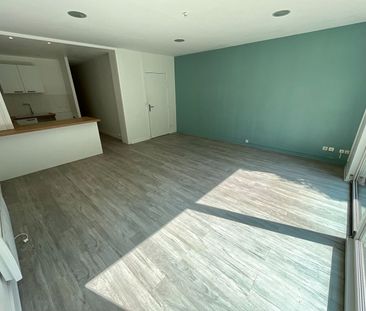 T2 de 53.6 m², Rue du Chevalier Français – Saint-Maurice- Pellevois... - Photo 6