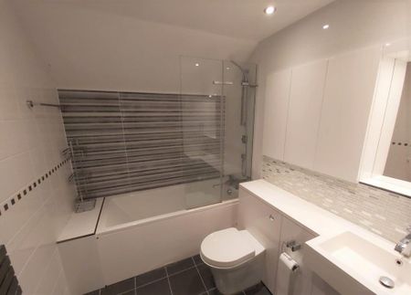 3 bedroom apartment to rent - Photo 5