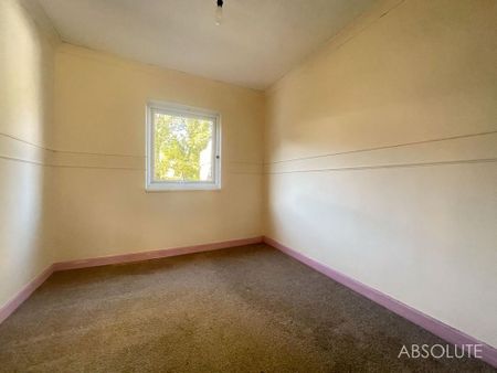 3 bedroom apartment to rent - Photo 4