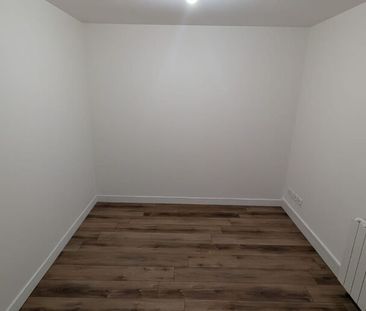 Location Appartement 3 pièces 70m² - Photo 4