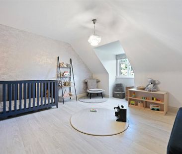 2 bedroom penthouse to rent - Photo 3