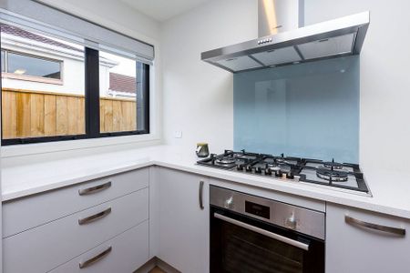 Newly Built, Modern 2BHK Single-Floor House - Photo 2