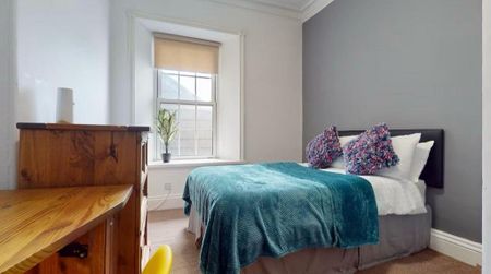 4 bedroom flat to rent - Photo 5