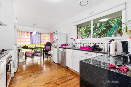 327 Norman Street, Ballarat North - Photo 2