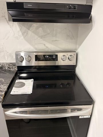 For Lease - 65 Mildenhall Place Unit# Basement, Whitby, Ontario - Photo 4